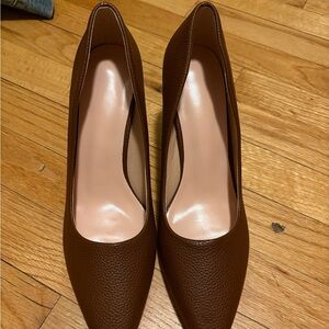 Elegant Brown Women's Pumps